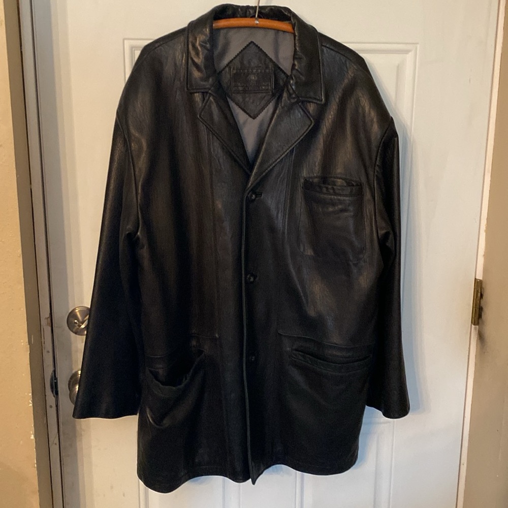 Roundtree & Yorke Black Leather Lambskin Coat Overcoat Jacket